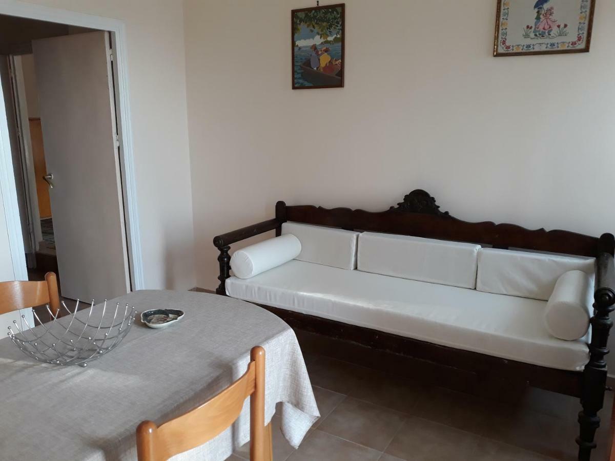 Maria Guesthouse Кинион Экстерьер фото
